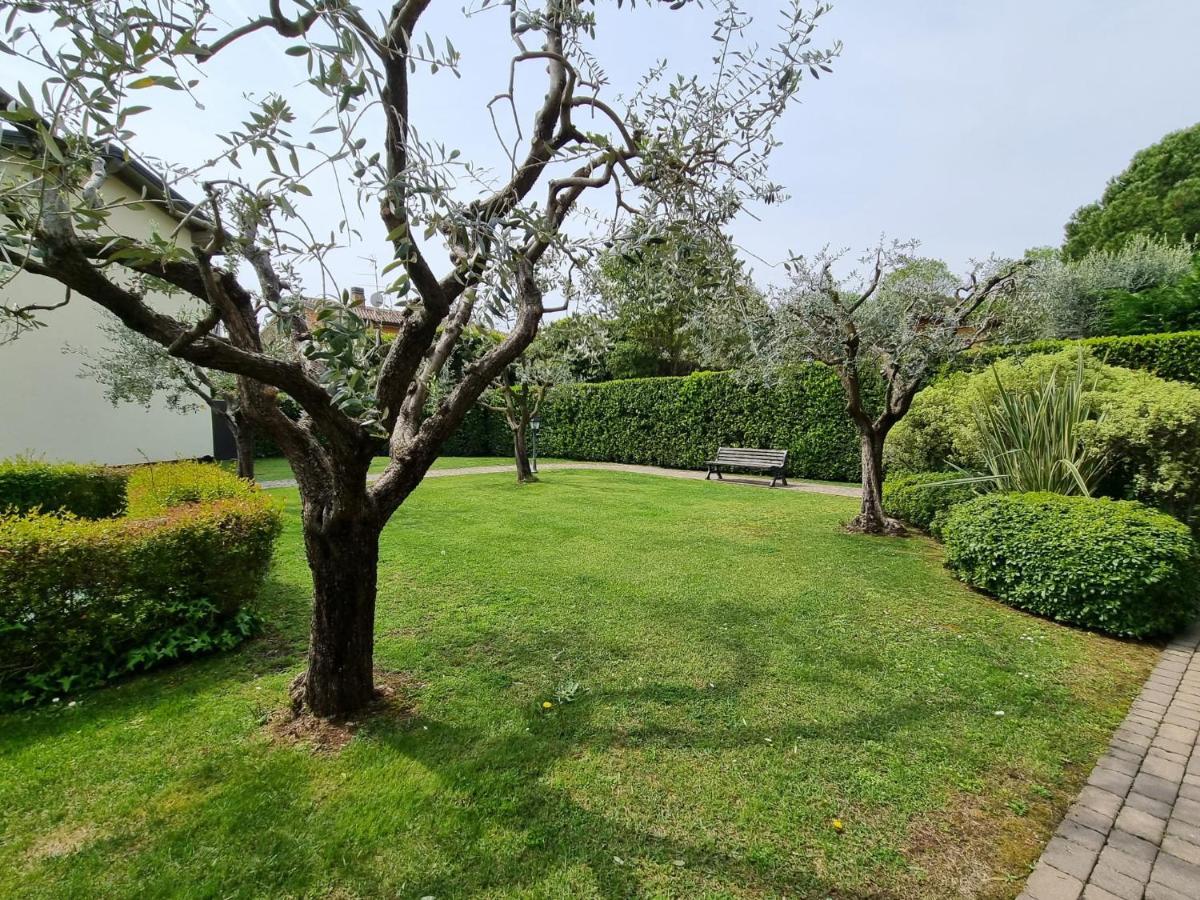 Le Terrazze Sul Lago Hotel & Residence Padenghe sul Garda Ngoại thất bức ảnh