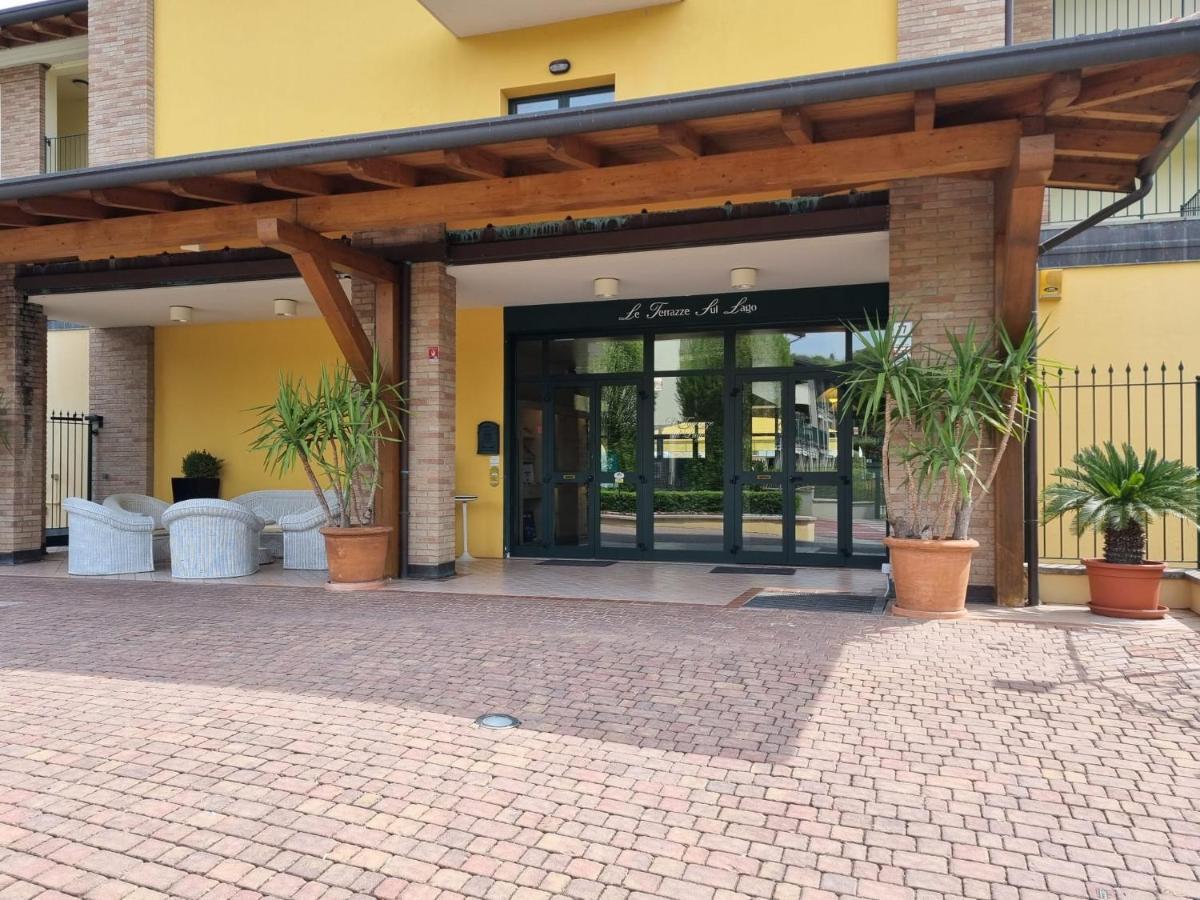Le Terrazze Sul Lago Hotel & Residence Padenghe sul Garda Ngoại thất bức ảnh