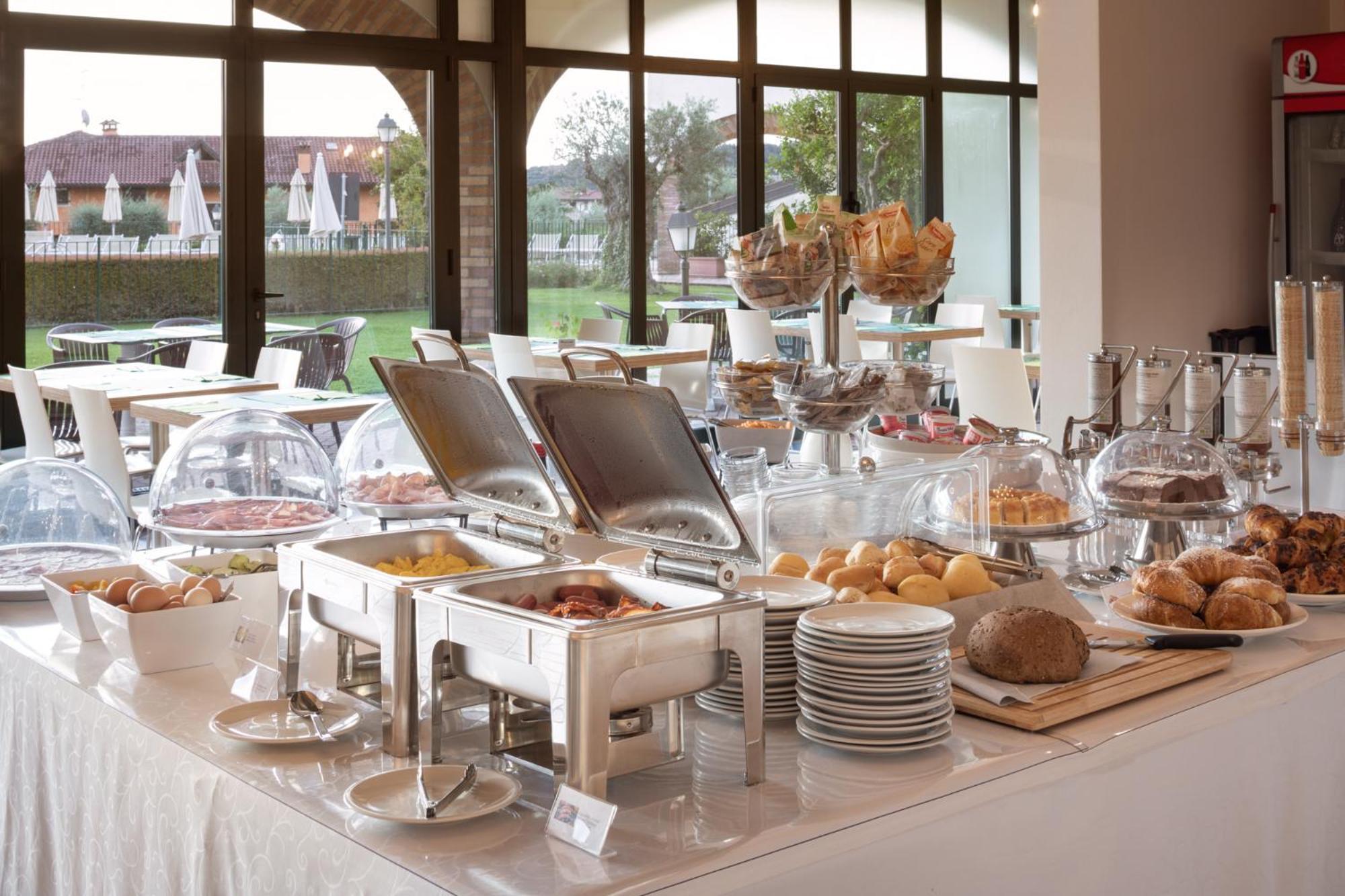 Le Terrazze Sul Lago Hotel & Residence Padenghe sul Garda Ngoại thất bức ảnh